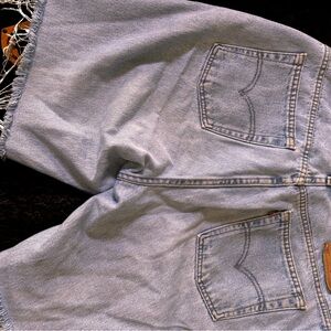 Levi’s 550 Denim Cutoff Shorts Light Wash Size 18 REG Relaxed Fit